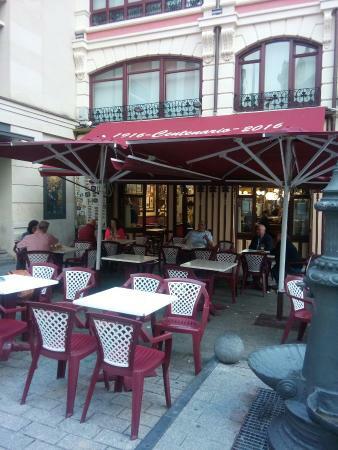 Cafe moderno